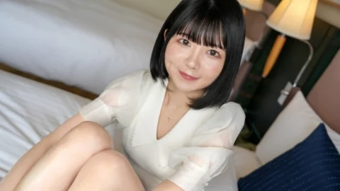 SIRO-5557 “Such an innocent-looking girl?! This short-haired beauty loves big, hard dicks! The more Miyuri, who has a masochistic personality, is teased, the more her heart beats!! [First shoot] Applying for AV online → AV…”: MGS Video Adul