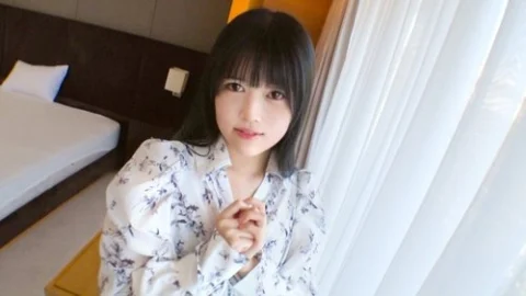 [UNCENSORED-LEAK] SIRO-5698 “It’s time for some fluffy fun! A gentle girl who works at a sweet flower shop applied! But her soft demeanor completely changes! She sucks you up from above and below like a vacuum! She blooms beyond the limits of se