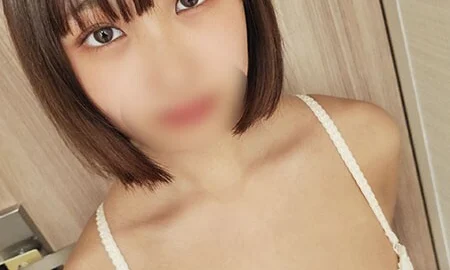 FC2-PPV-1922324 Until 21 1480 [No] Former idol Latin slender beautiful girl. A meat stick is forcibly inserted into a female hole of 18 years old who dislikes it and vaginal cum shot is made.