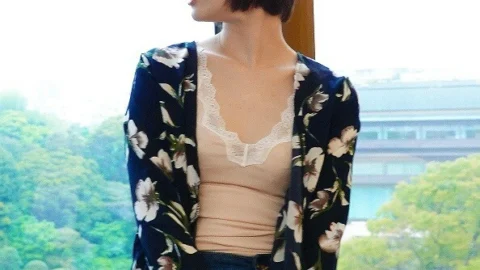 FC2-PPV-1513209 [Model GET] This fall! A 19-year-old Tokyo model who has just belonged to a modeling agency. Just put it in and it will die and it will be exposed to intense copulation w [delivery consent with cock]