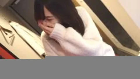 FC2-PPV-4625579 [Uncensored] [Face Revealed] Risa, a beautiful, slender beauty who looks like Haru, is embarrassed, and the stiff, creepy old man’s cock pistons in anger. Risa refuses to be creampied, but he is filled with thick, milky, impregnating